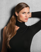 Woman wearing an 18in Simply Straight Pony in Buttered Toast